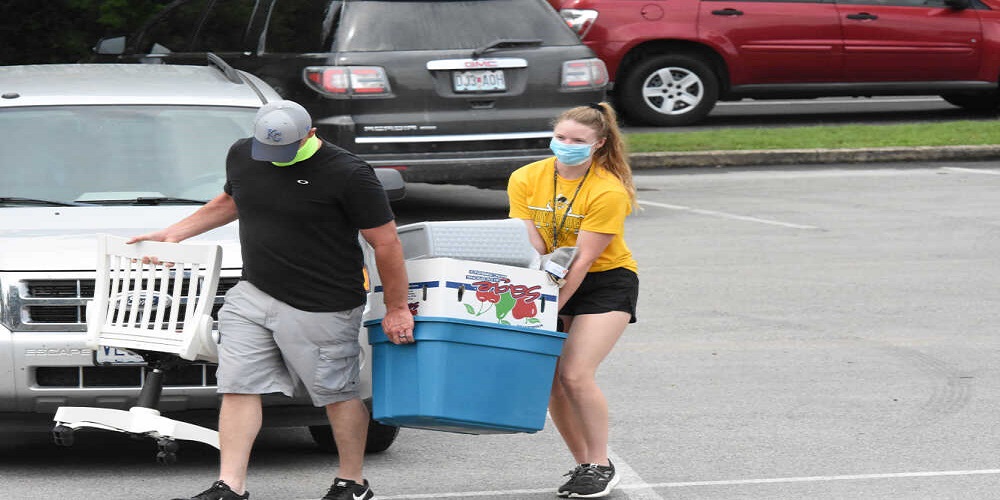 Some TRC freshmen set eyes on college during move in day