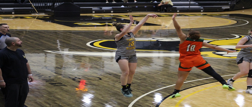 Corasaniti drops 31 points in Lady Raiders victory