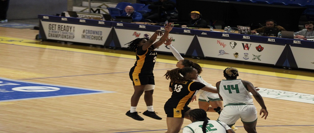 Clarendon defeats Three Rivers women 61-57 to secure Elite Eight berth